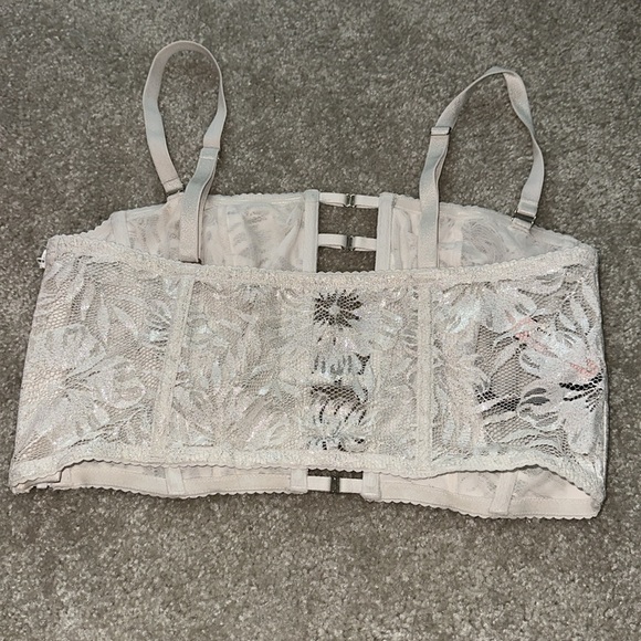 Victorias secret bra - Picture 3 of 4